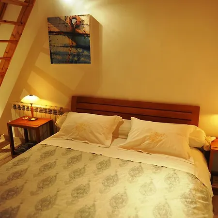 Chambres D'Hotes Le Puits D'Amour Mirandol-Bourgnounac Exterior photo